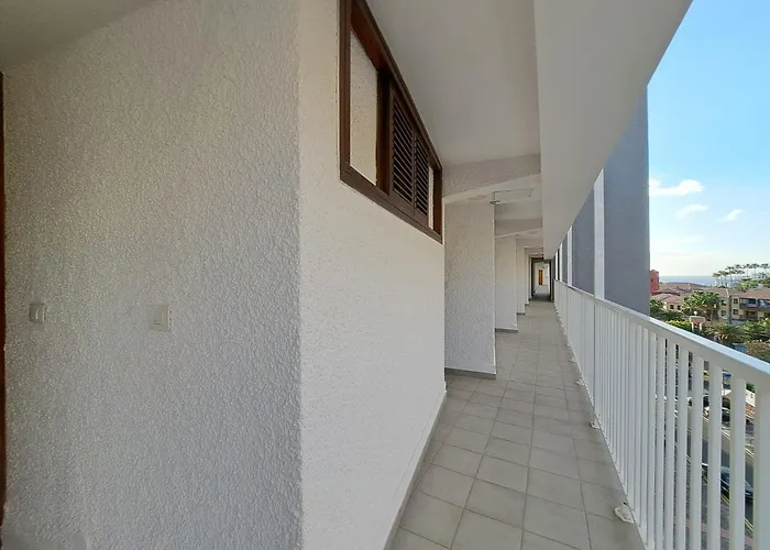 Great Ocean View, At 3 Min, One Bedroom Appartement